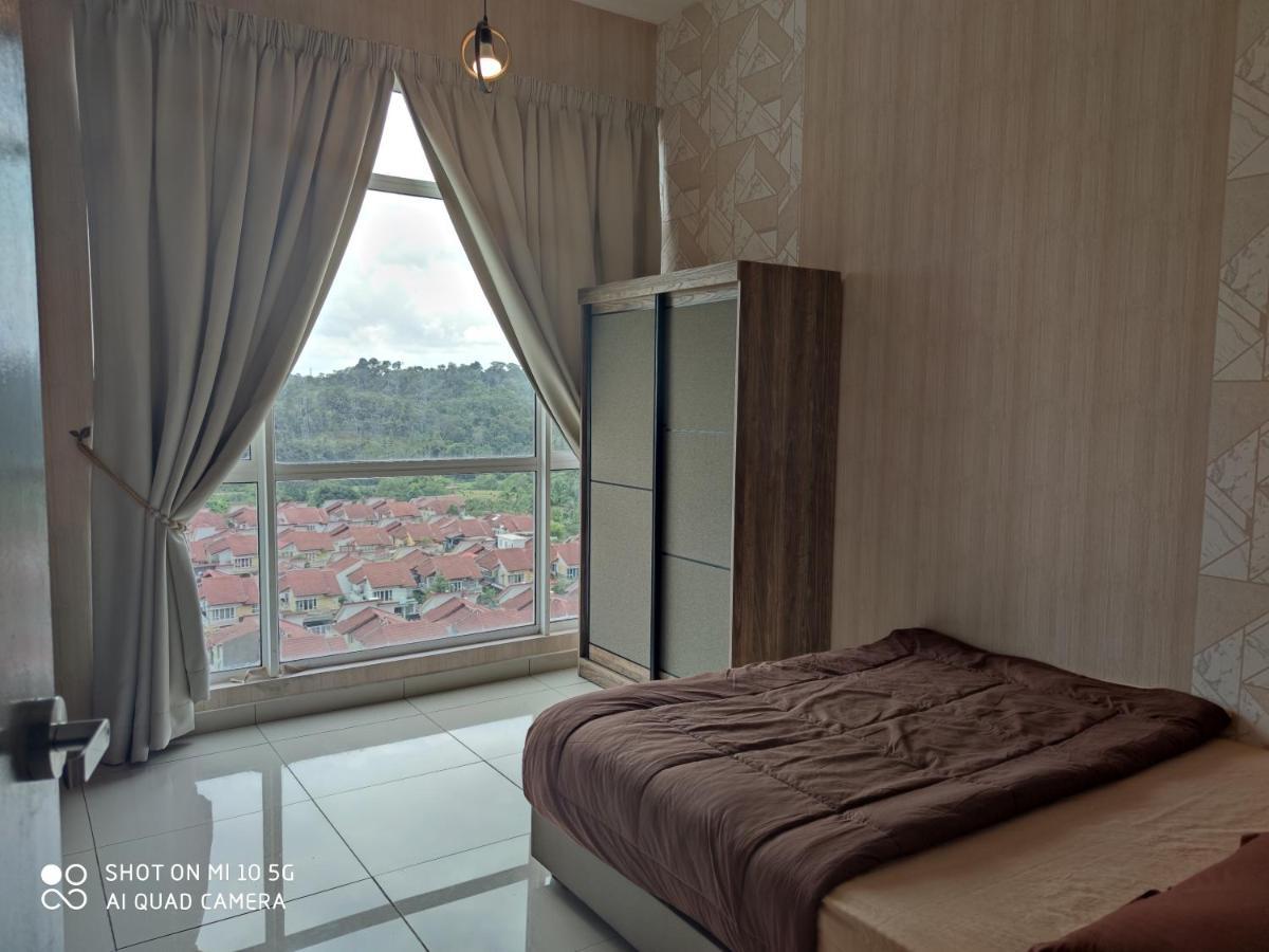Bangi Gateway Service Apartment Kampong Sungai Ramal Dalam Kültér fotó