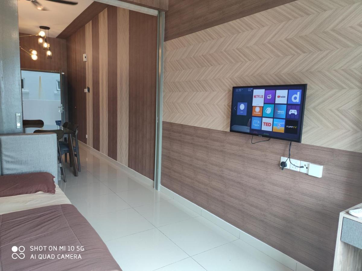 Bangi Gateway Service Apartment Kampong Sungai Ramal Dalam Kültér fotó